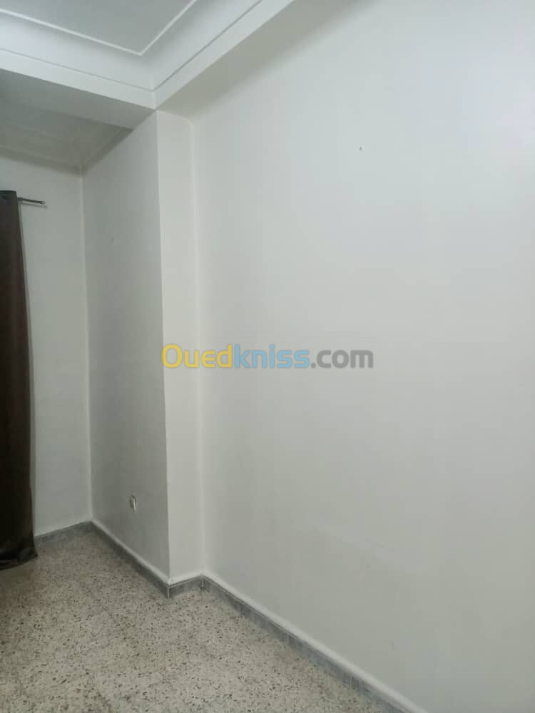 Cherche location Appartement Alger Draria