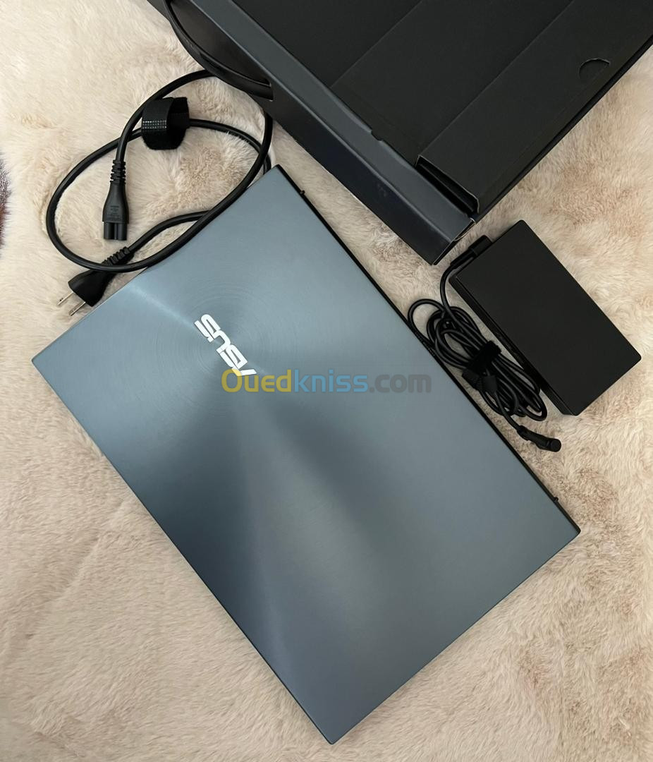 Asus ZenBook Pro OLED TOUCH UM535QE - XH91T