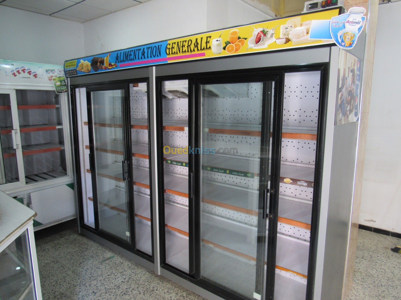 Matériel superette (Frigo, Congélateur et etagères