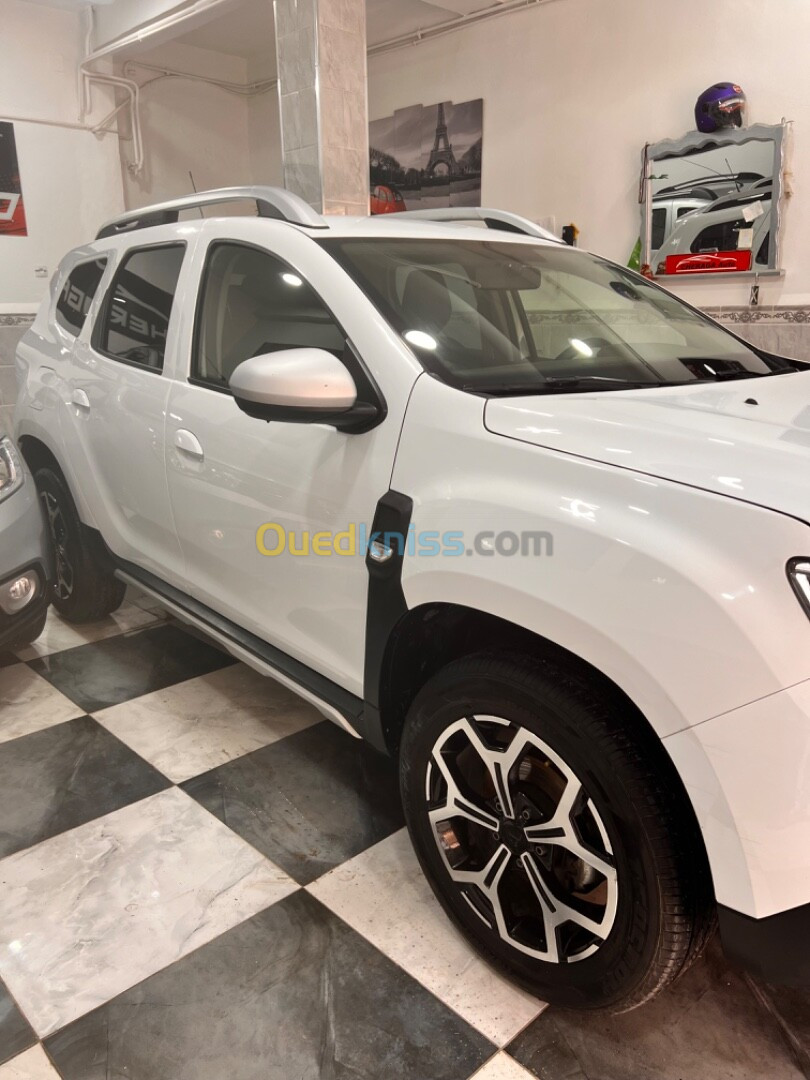 Dacia Duster 2022 Laureate