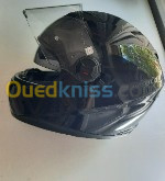 Casque de moto marque AGRIUS 