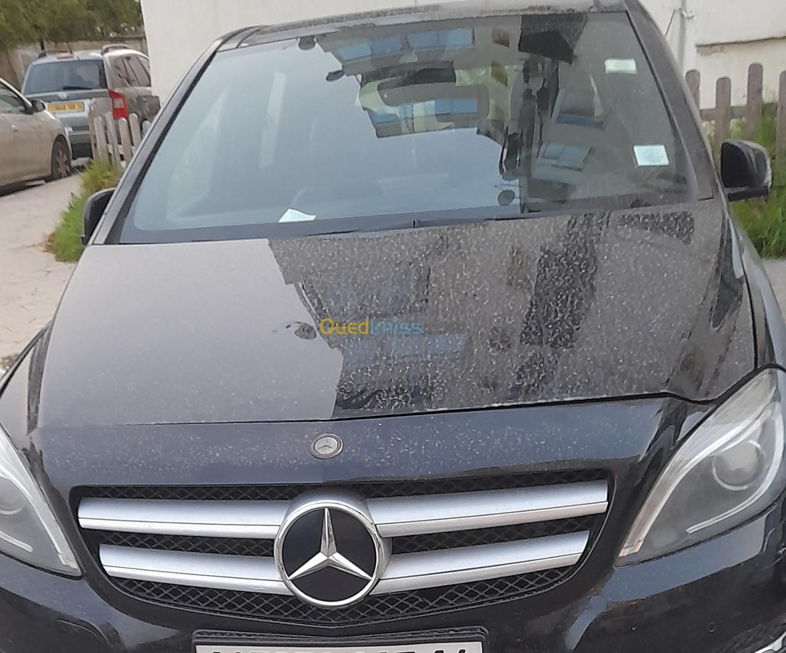 Mercedes Mercedes b200 2013