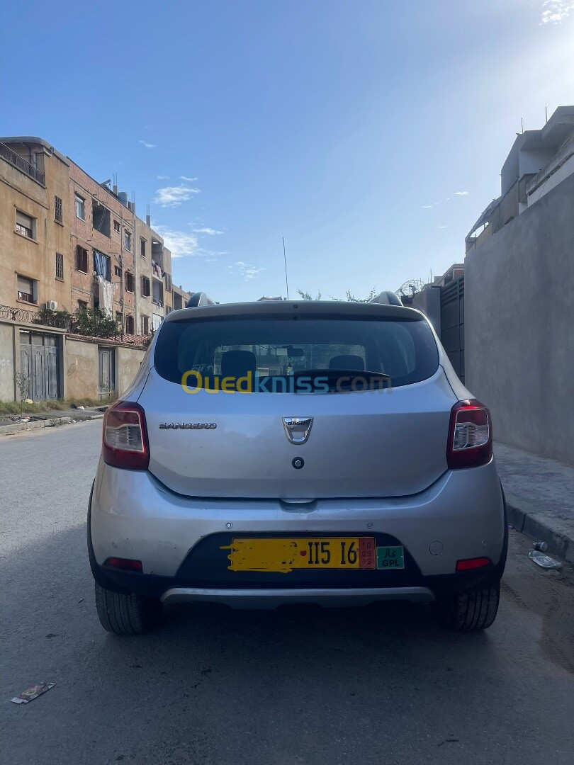 Dacia Sandero 2015 