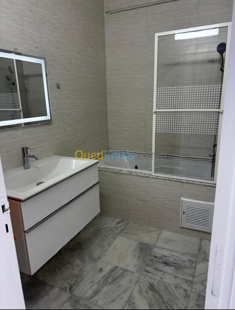 Location Appartement F3 Alger Hydra