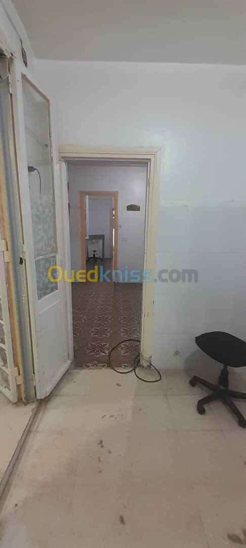 Location Appartement F4 Alger El biar