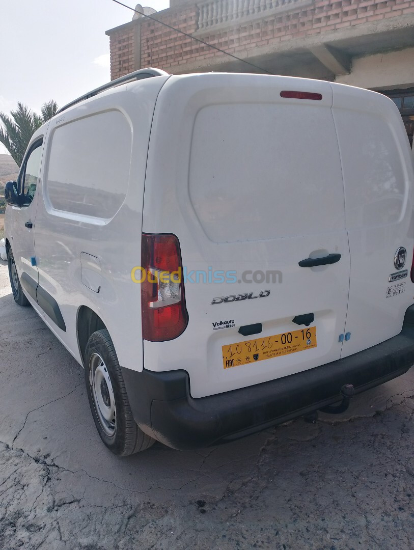 Fiat Professional Doblo 2024 Italie