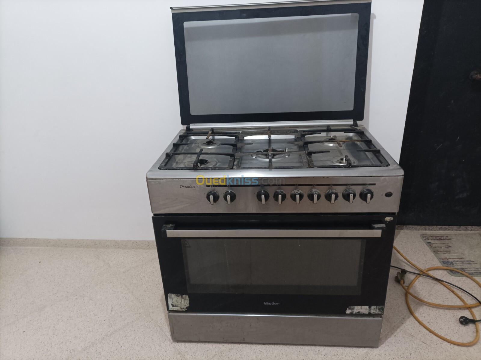 Cuisinière maxtor 5 feux 