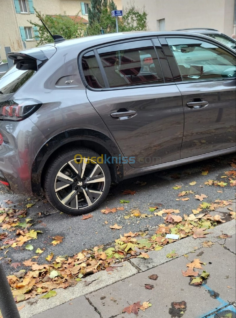 Peugeot 208 2022 GT Line