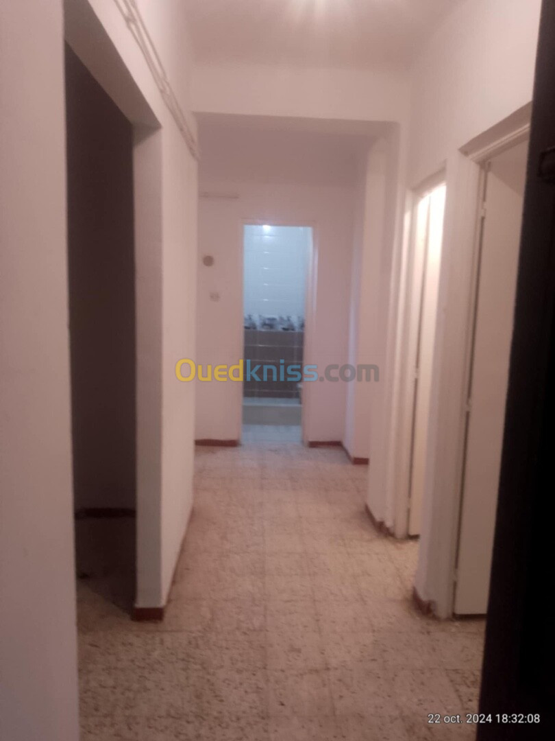 Vente Appartement F4 Oran Hassi bounif