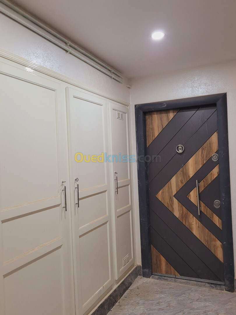 Vente Appartement F2 Alger Bordj el kiffan