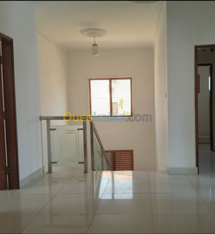 Vente Appartement F5 Alger Bordj el kiffan