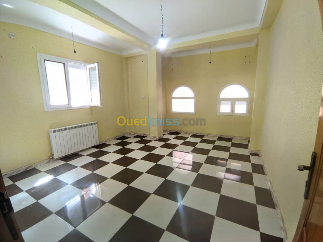 Location Appartement F4 Djelfa Djelfa