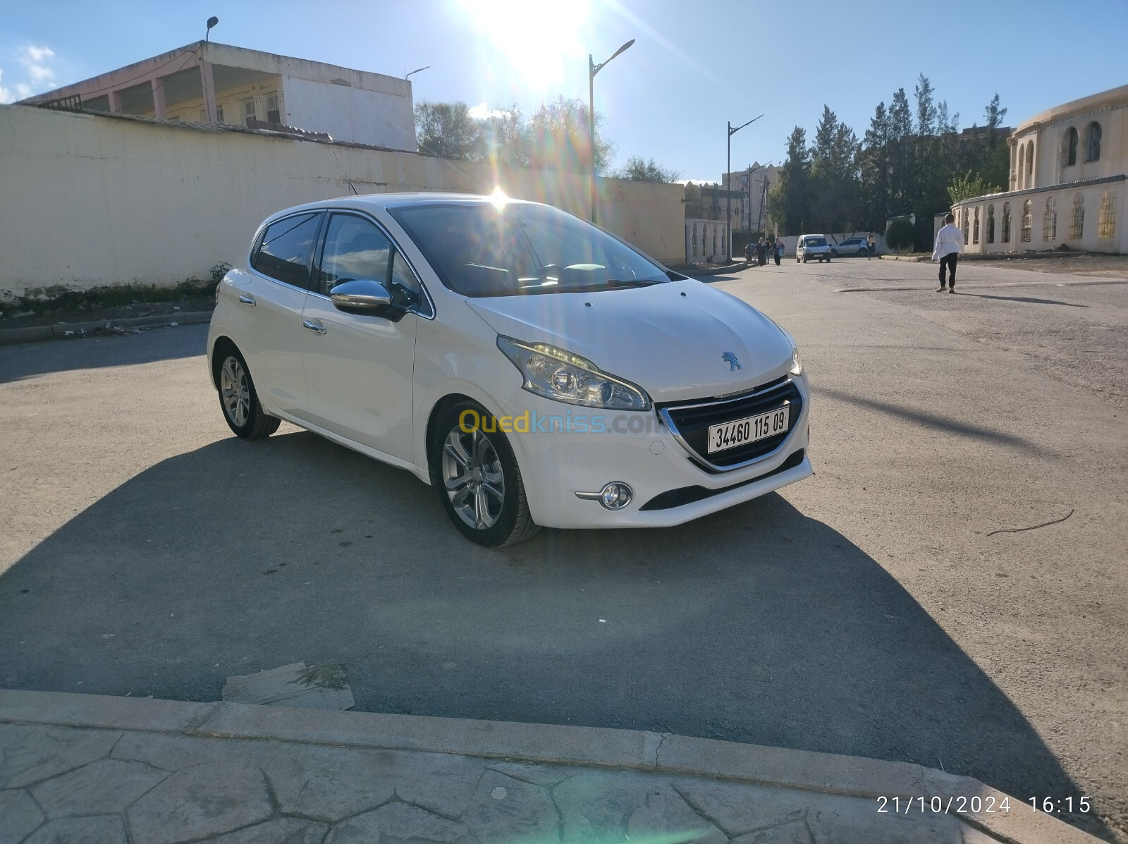 Peugeot 208 2015 Allure