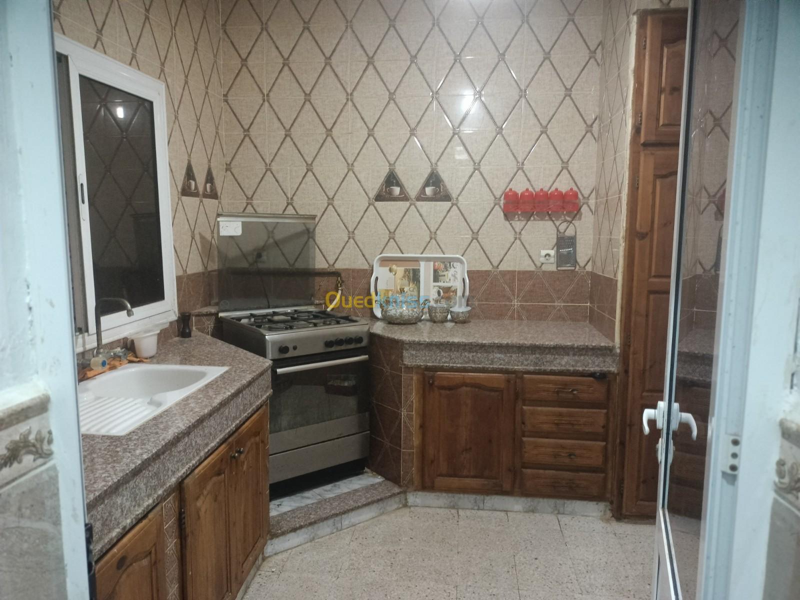 Location vacances Appartement F2 Mostaganem Stidia