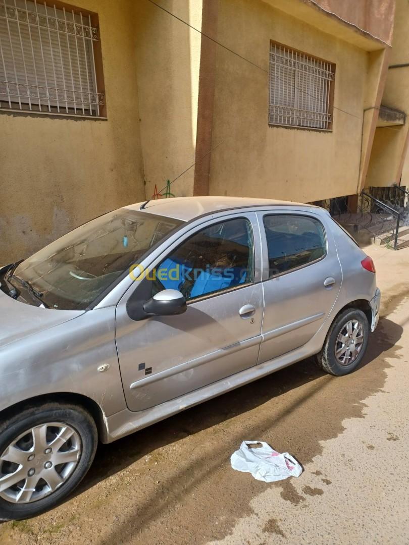 Peugeot 206 Plus 2011 206 Plus