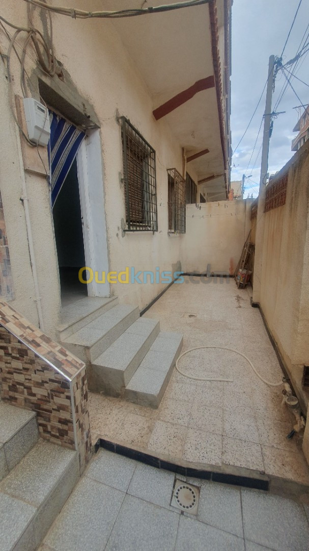 Location Niveau De Villa F3 Alger Ain benian