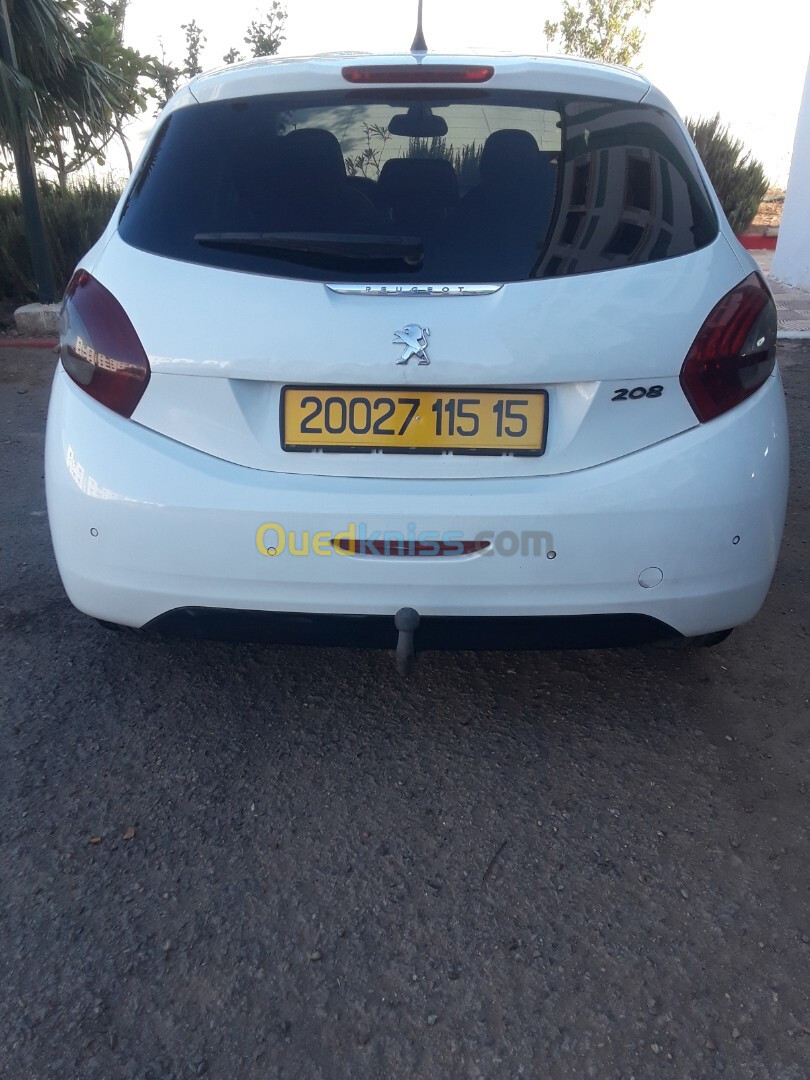 Peugeot 208 2015 Allure Facelift