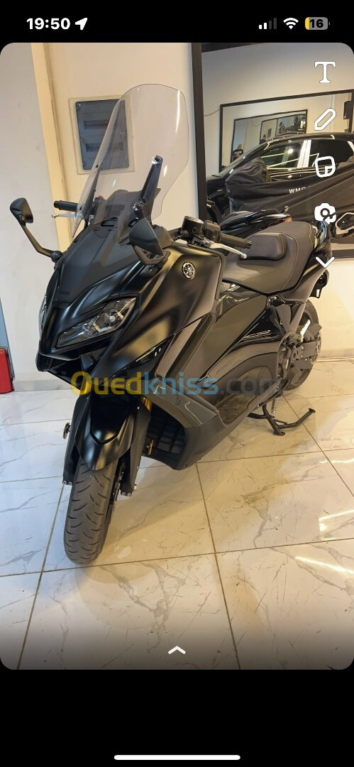 Yamaha Tmax tech max 562 2023