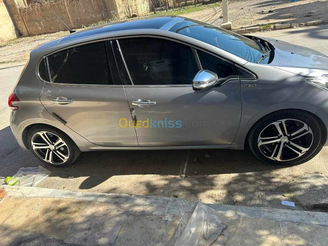 Peugeot 208 2019 