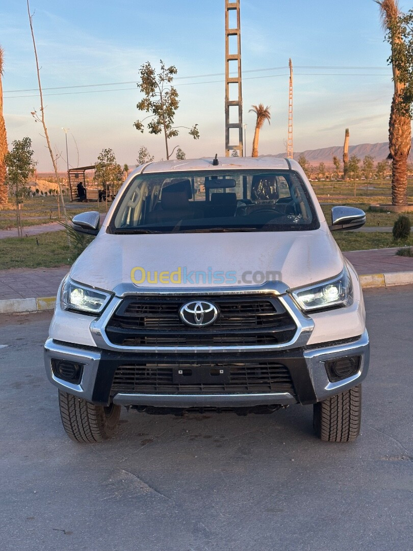 Toyota Hilux 2024 Légende 4*4 DC