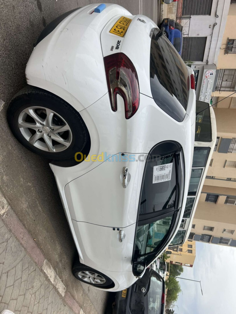 Peugeot 208 2015 Hdi