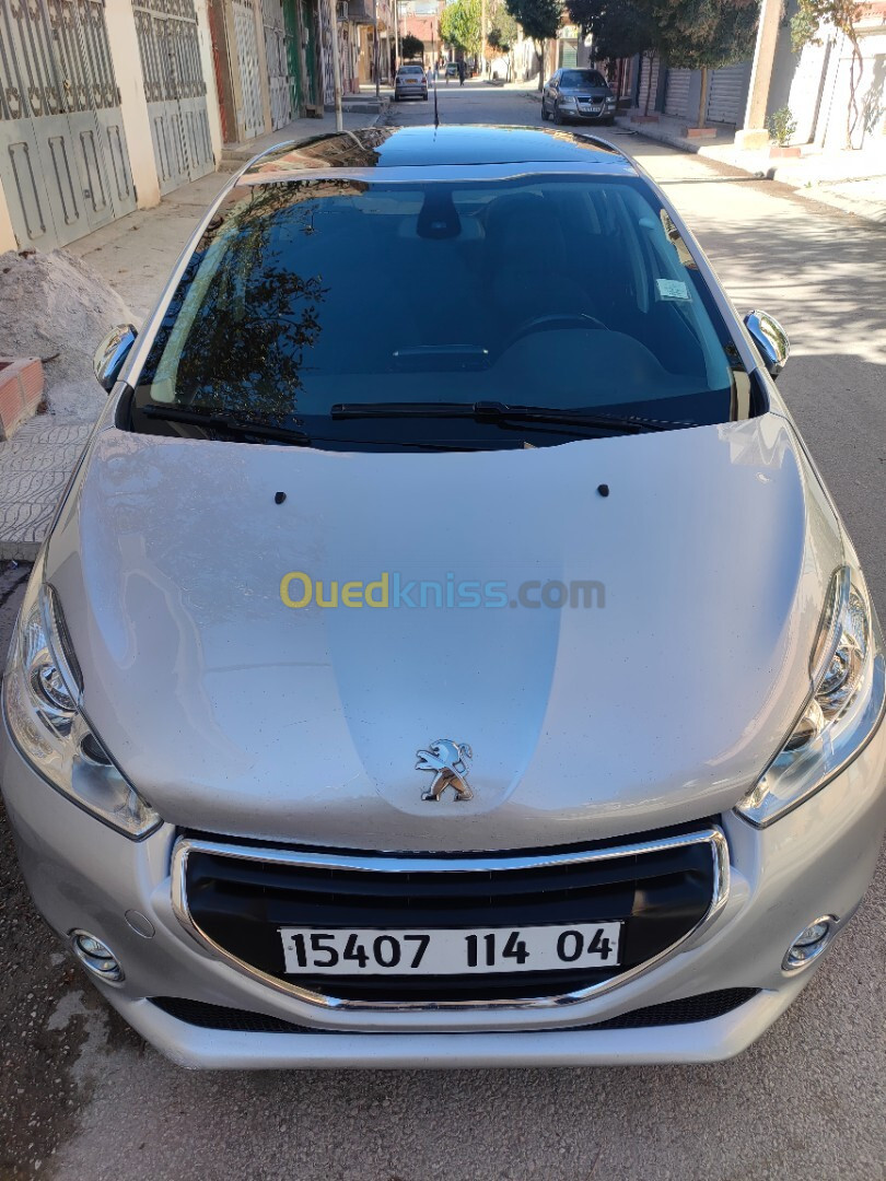 Peugeot 208 2014 Allure