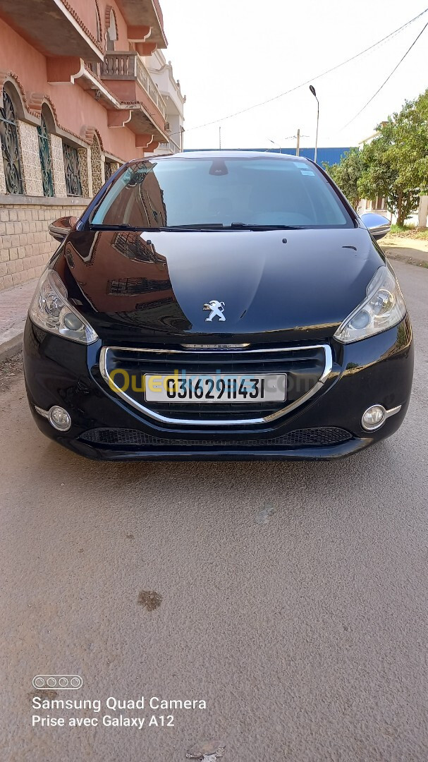 Peugeot 208 2014 Allure