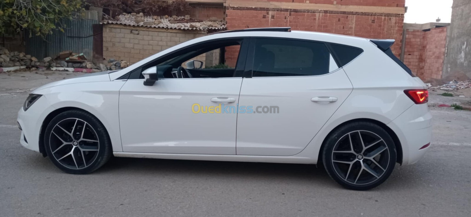 Seat Leon 2019 biets