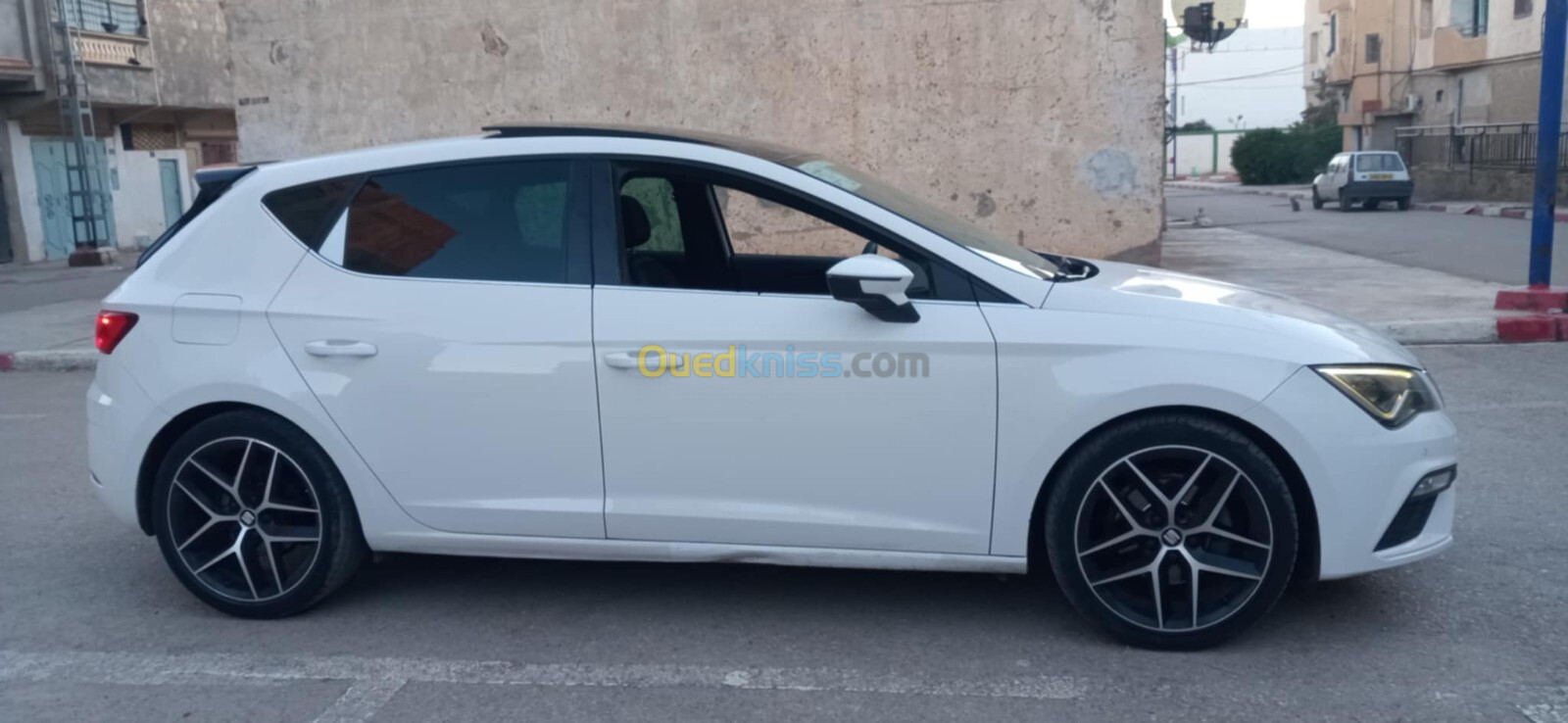 Seat Leon 2019 biets