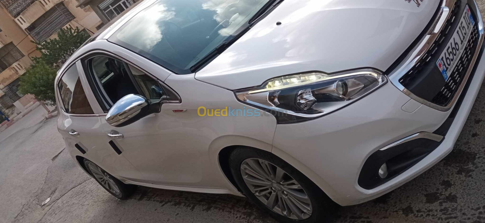 Peugeot 208 2015 Access