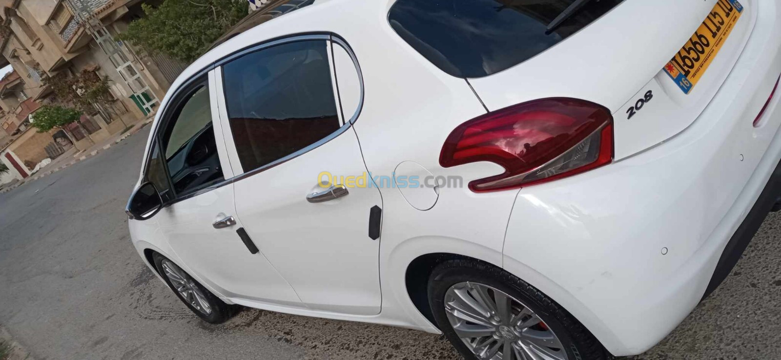 Peugeot 208 2015 Access