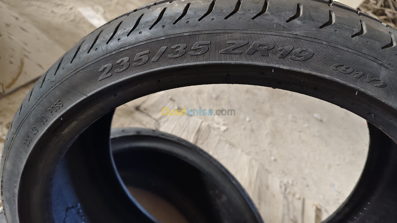       Pneu Pirelli p zero 235/35 R19   Y91