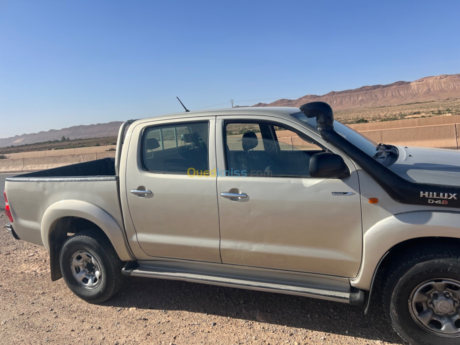 Toyota Hilux 2015 LEGEND SC 4x4