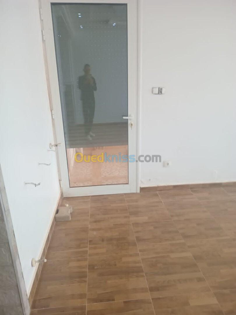 Vente Appartement F3 Tipaza Ain tagourait