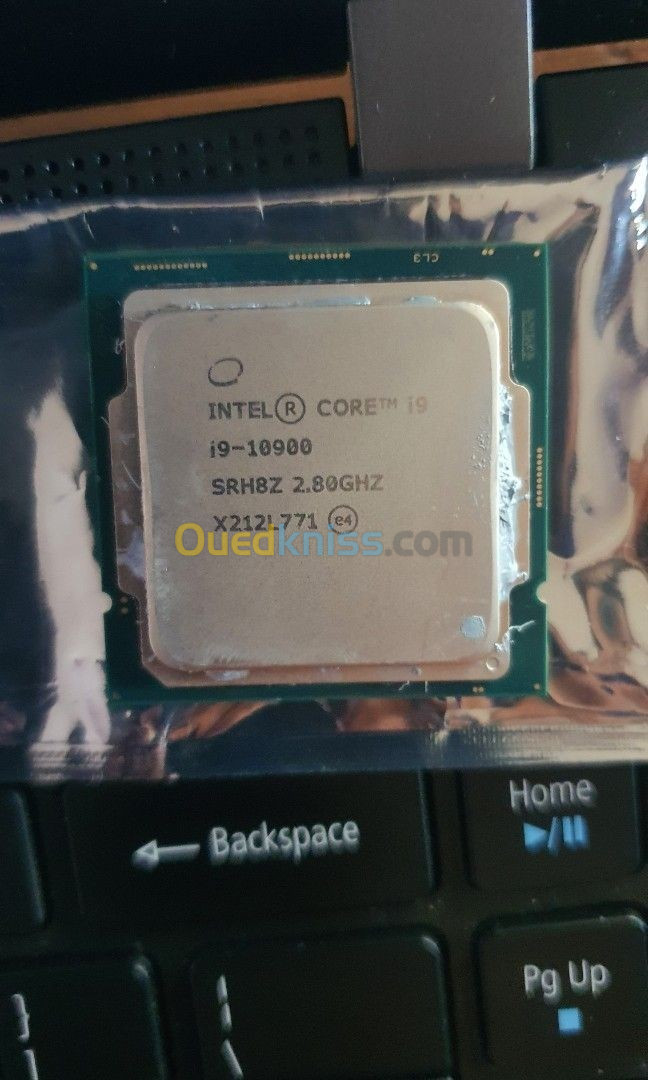 Intel Core i9-10900 Processor 20M Cache up to 5.20 GHz