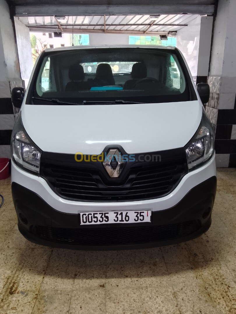 Renault Trafic 2016