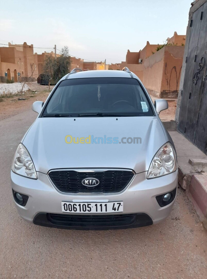 Kia Carens 2011 Tout options