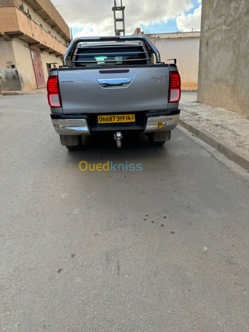 Toyota Hilux 2019 LEGEND DC 4x4