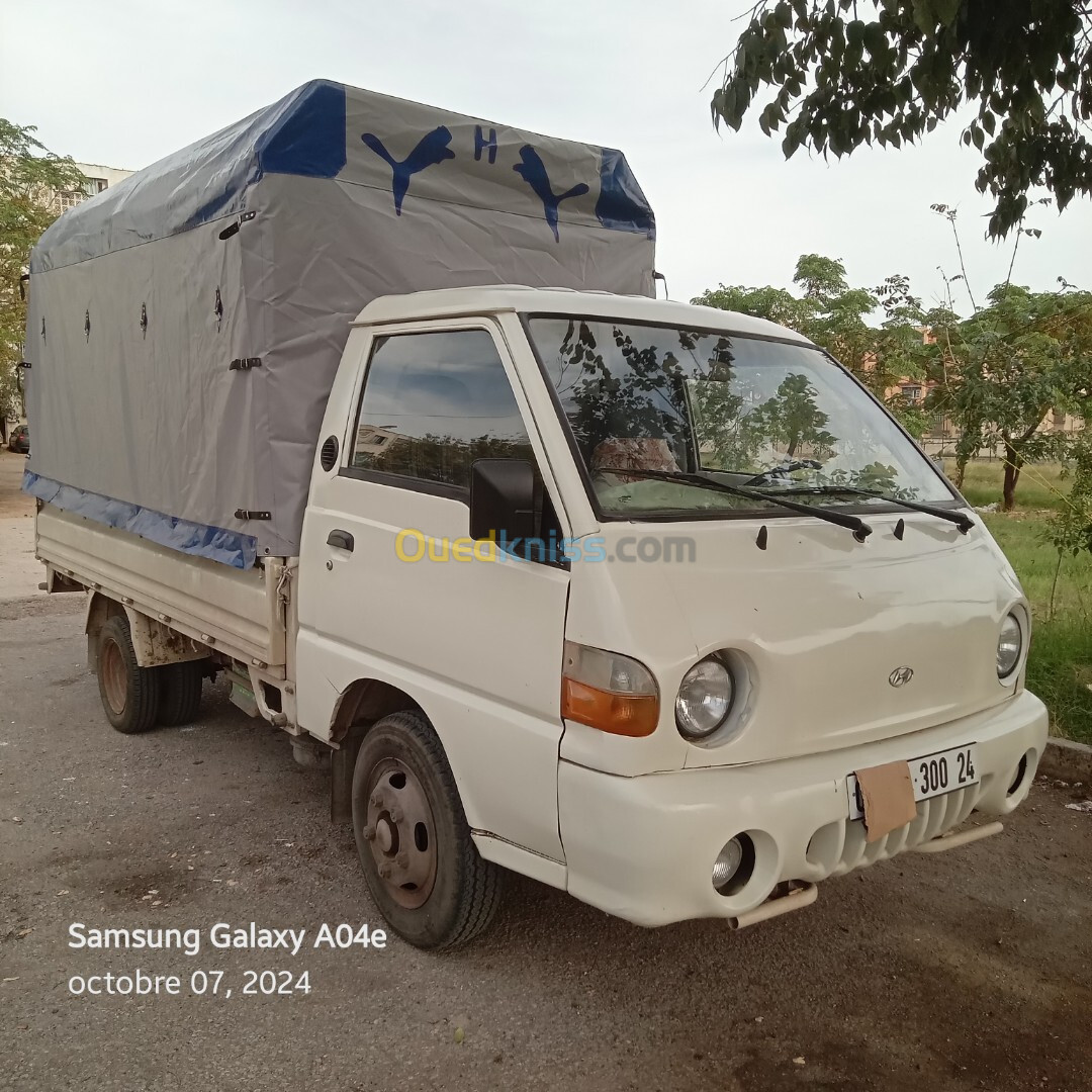 Hyundai Hyundai H100 année 2000 2000