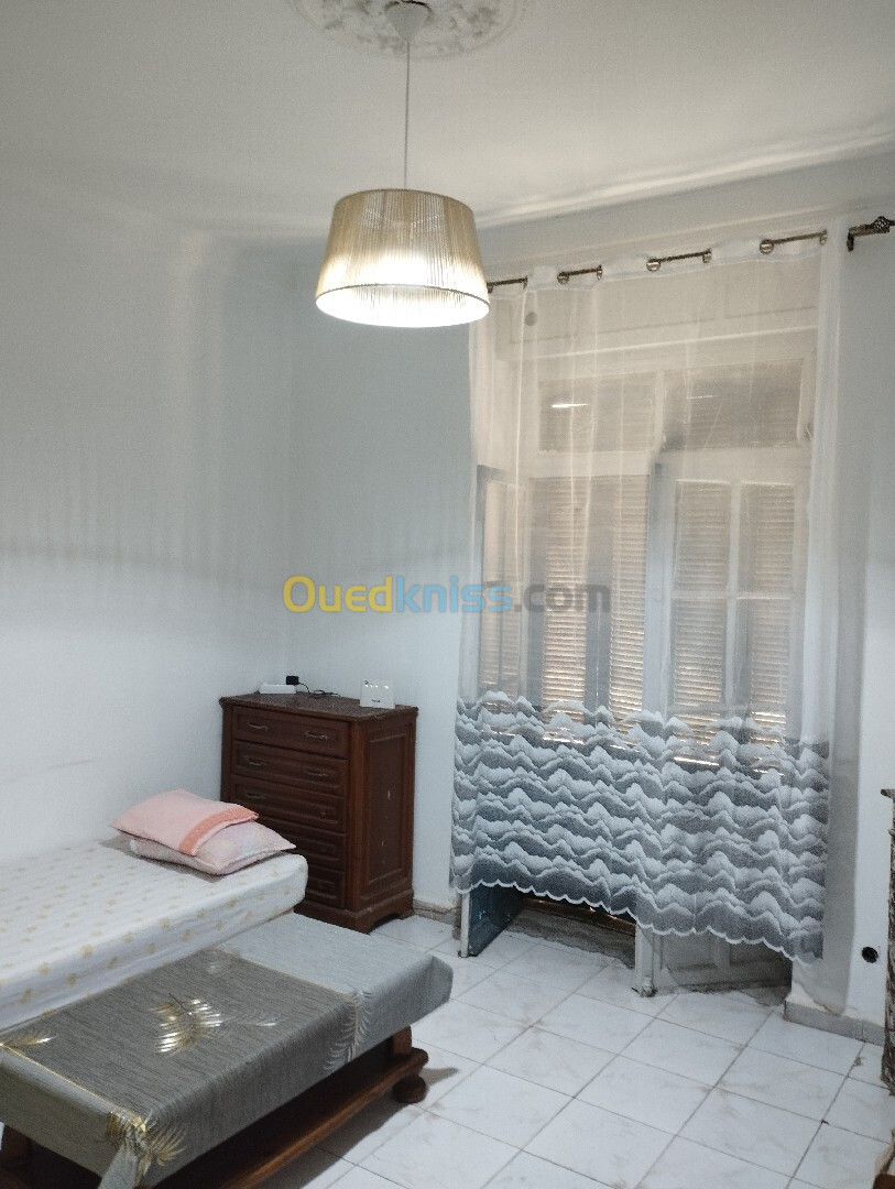 Location vacances Appartement F2 Alger Alger centre