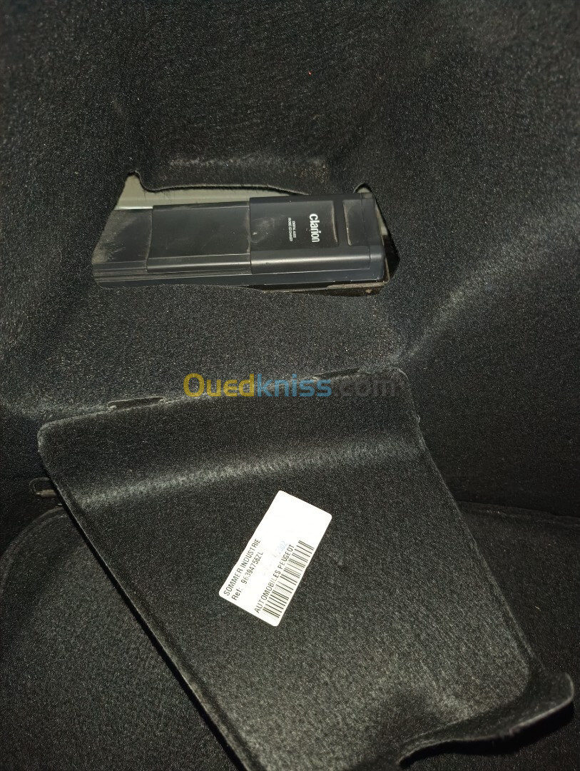 Peugeot 406 2002 SV  2LHDi 110 3PIP مجمولة