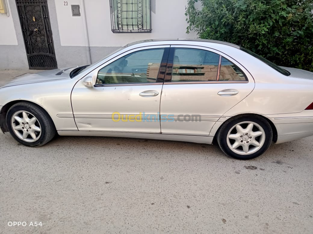 Mercedes Classe C 2002 270