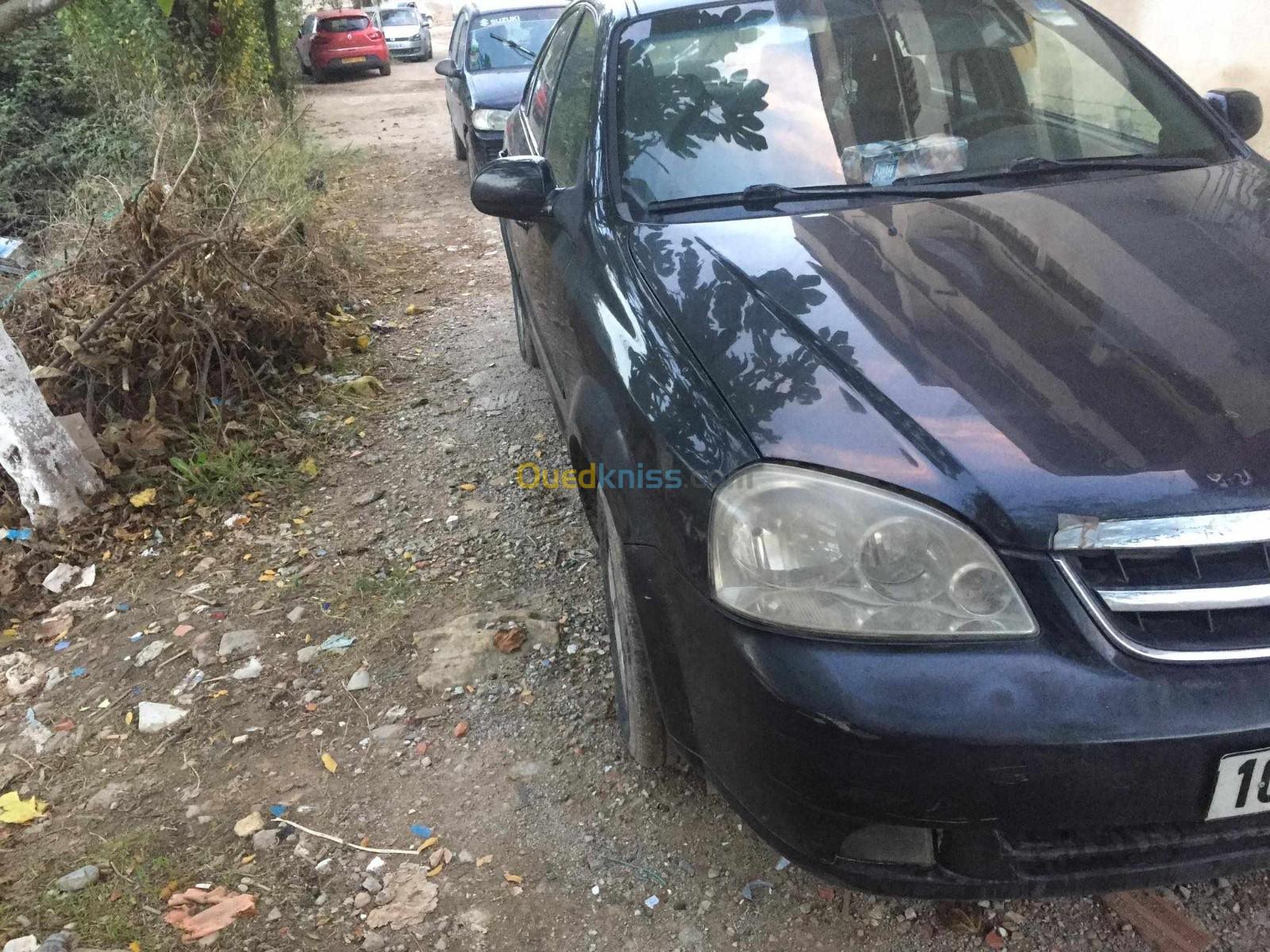 Chevrolet Optra 4 portes 2012 Optra 4 portes