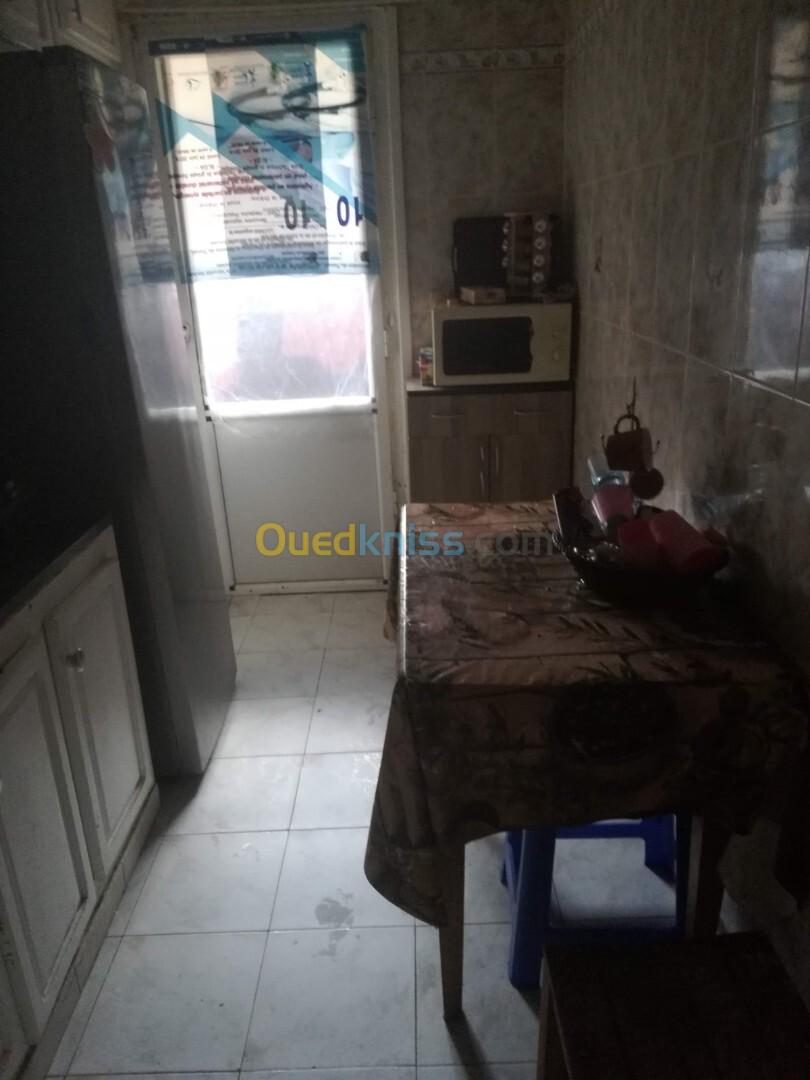 Location Appartement F3 Blida Blida