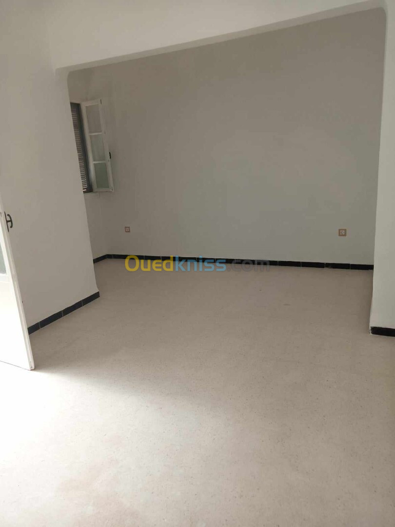 Vente Appartement F3 Alger Ain benian