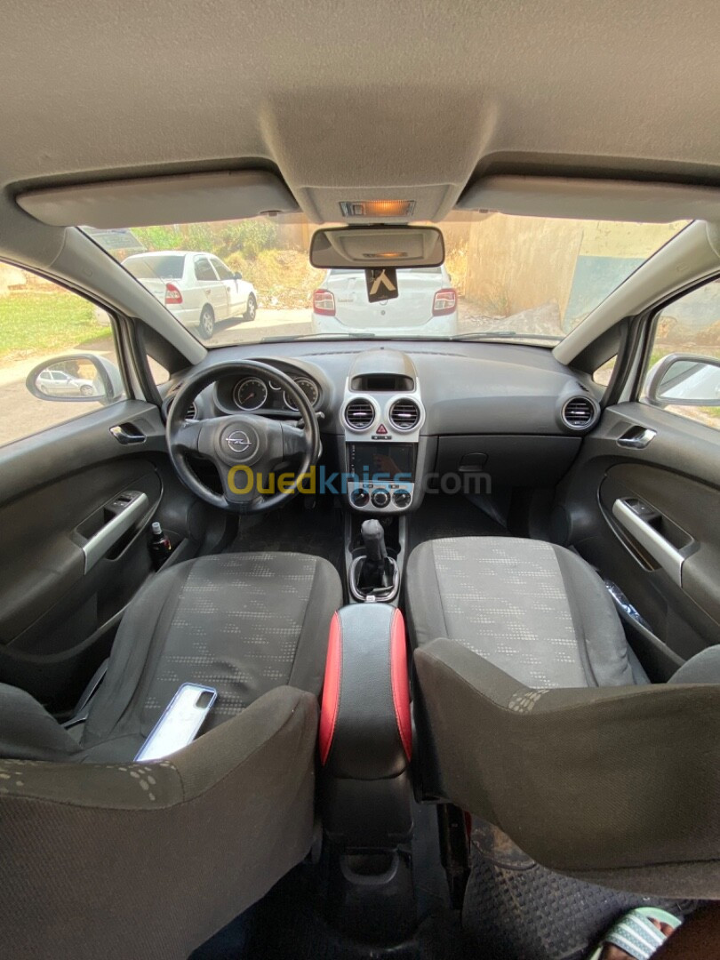 Opel Corsa 2012 Corsa