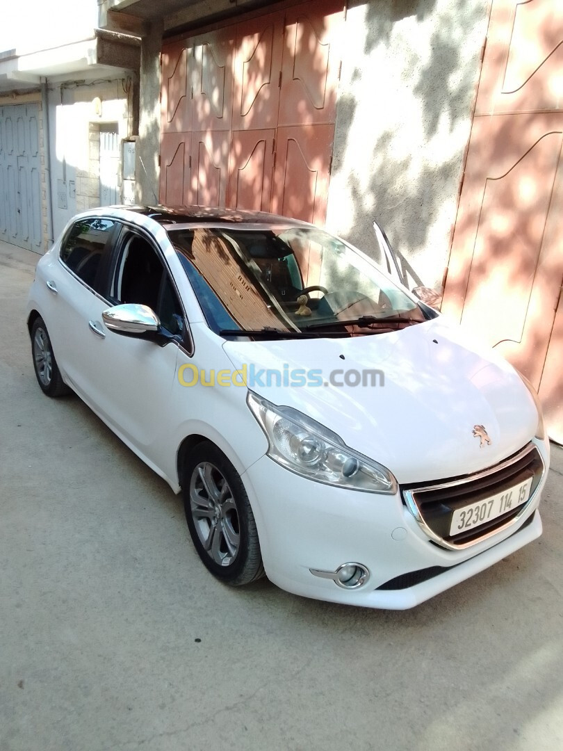 Peugeot 208 2014 Allure