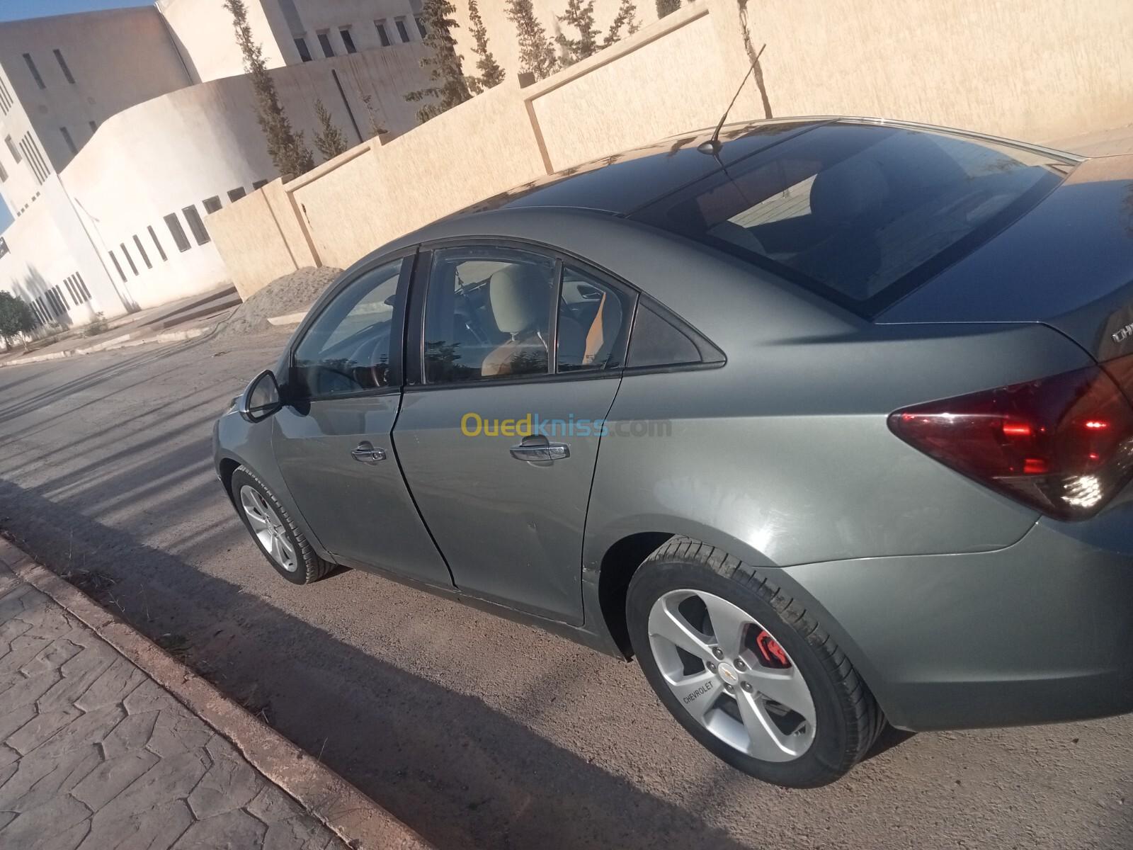 Chevrolet Cruze 2012 LT