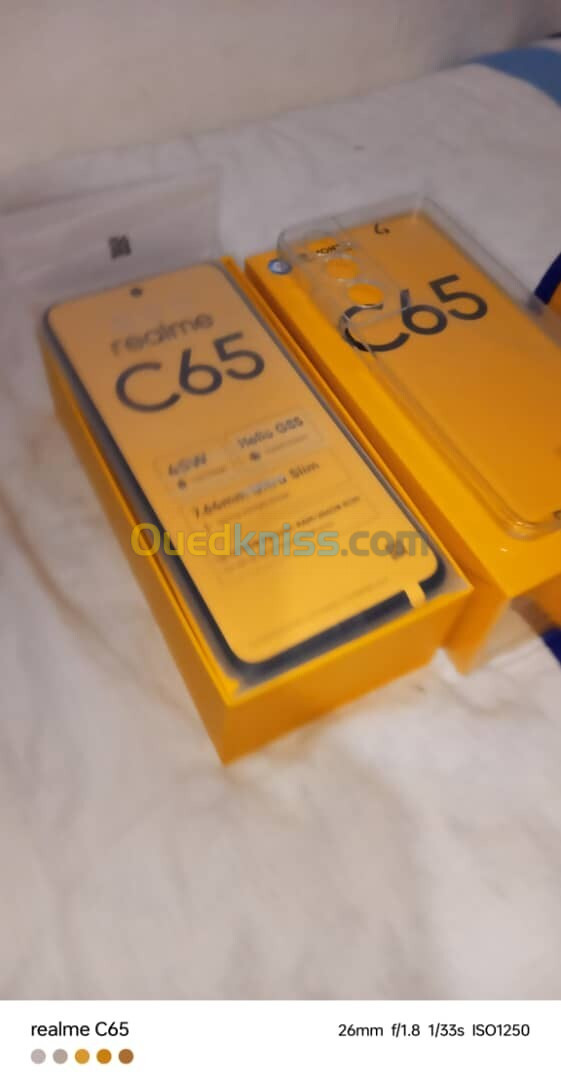 Realme C65