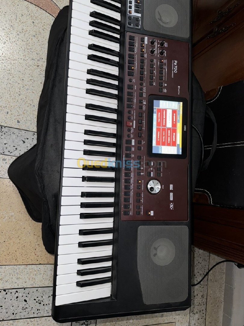 Korg p700